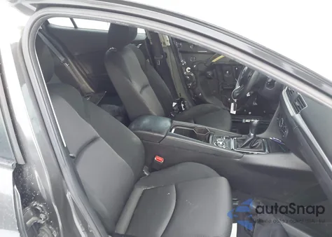 2017 Mazda Mazda3 Sport z USA, uszkodzony, nr VIN JM1BN1K70H1143689